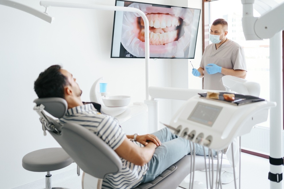 Hayden Charles Dental Care, dentist near Cabbagetown, Toronto