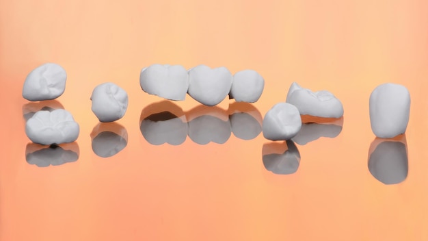 tooth cracked while eating